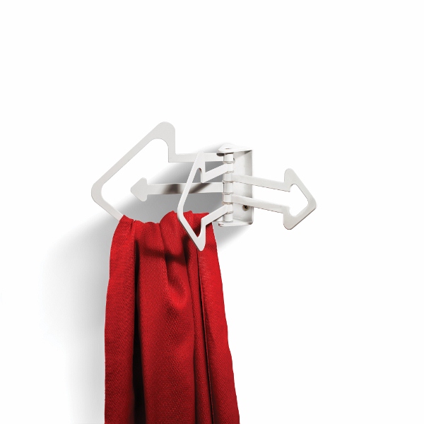 Arrow-wall-hook-propped-600x600 UMBRA-318145-660 ARROW ZIDNA VJEŠALICA BIJELA n.r.v. - Slika 1